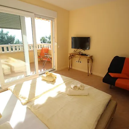 Apartments Villa Astra & Pinija Brela Room photo