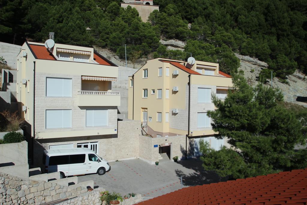 Astra & Pinija Apartment *