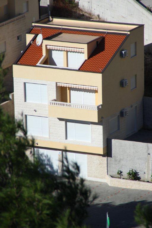 Apartment Astra & Pinija Brela